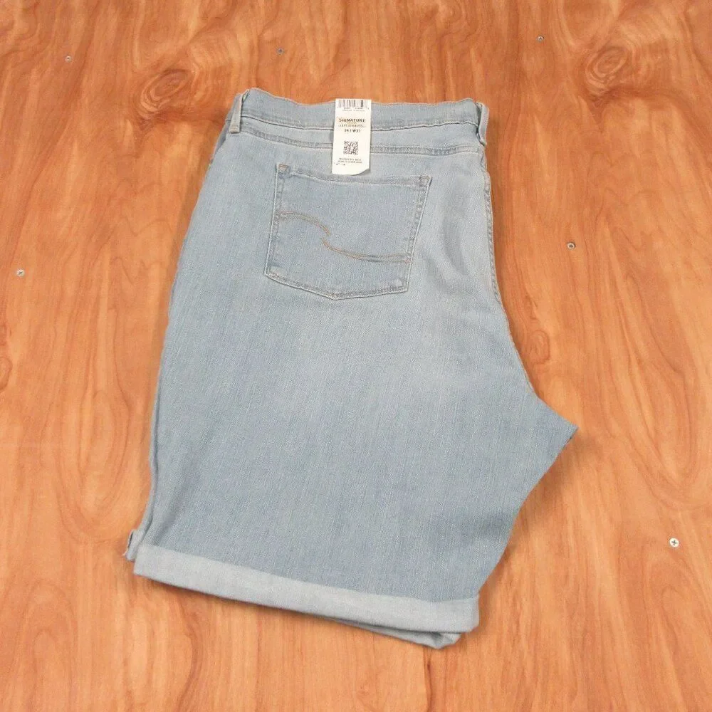 LEVI STRAUSS SIGNATURE GOLD Bermuda Jean Shorts Size 24 W37 Blue Denim Jorts NWT